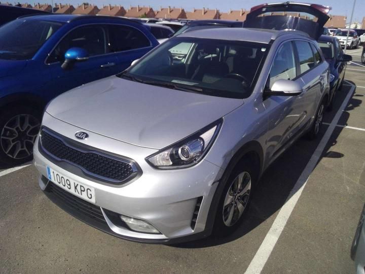 Photo 8 VIN: KNACB81CGJ5186378 - KIA NIRO 