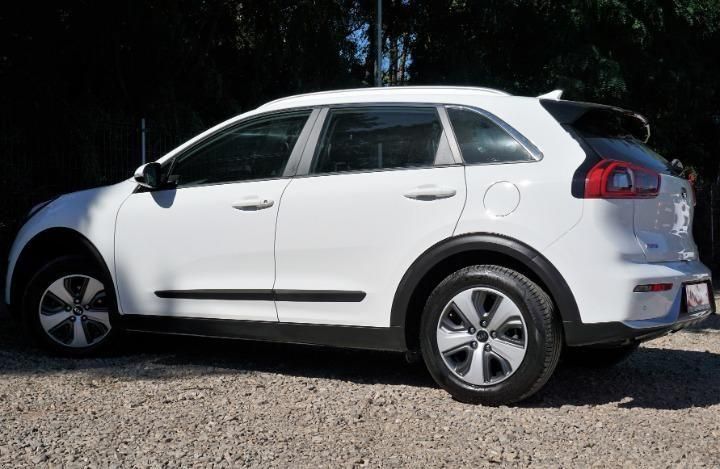 Photo 2 VIN: KNACB81CGJ5193701 - KIA NIRO SUV 