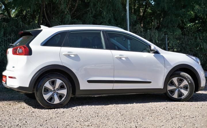 Photo 3 VIN: KNACB81CGJ5193701 - KIA NIRO SUV 