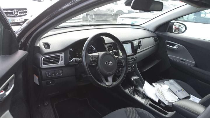 Photo 13 VIN: KNACB81CGJ5200546 - KIA NIRO 