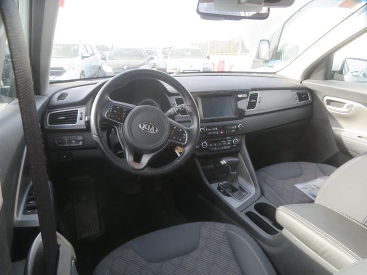 Photo 15 VIN: KNACB81CGK5222940 - KIA NIRO 