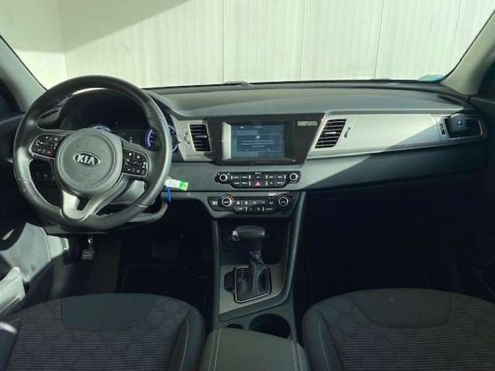 Photo 5 VIN: KNACB81CGK5272738 - KIA NIRO 