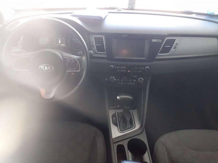 Photo 3 VIN: KNACB81CGK5290454 - KIA NIRO 