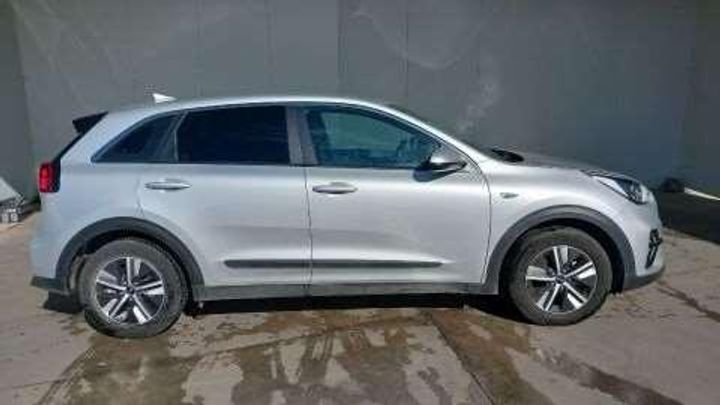 Photo 2 VIN: KNACB81CGL5345643 - KIA NIRO 