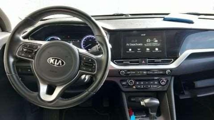 Photo 6 VIN: KNACB81CGL5345643 - KIA NIRO 