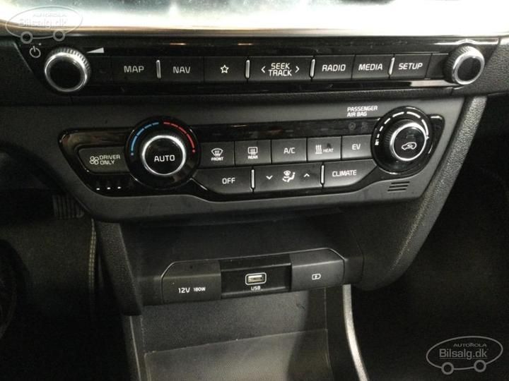 Photo 9 VIN: KNACB81GFL5058099 - KIA NIRO SUV 