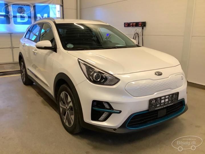 Photo 3 VIN: KNACB81GFM5065806 - KIA NIRO SUV 