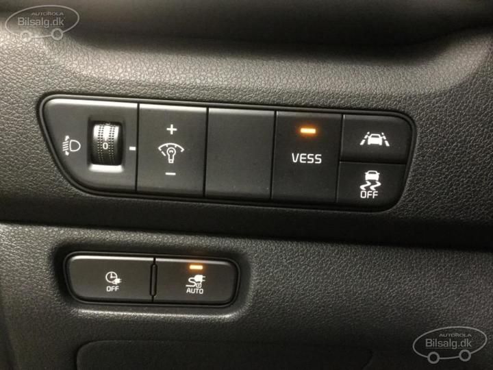 Photo 12 VIN: KNACB81GFM5088792 - KIA NIRO SUV 