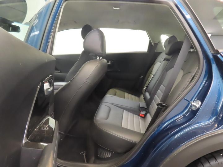 Photo 6 VIN: KNACC81CGH5045479 - KIA NIRO 