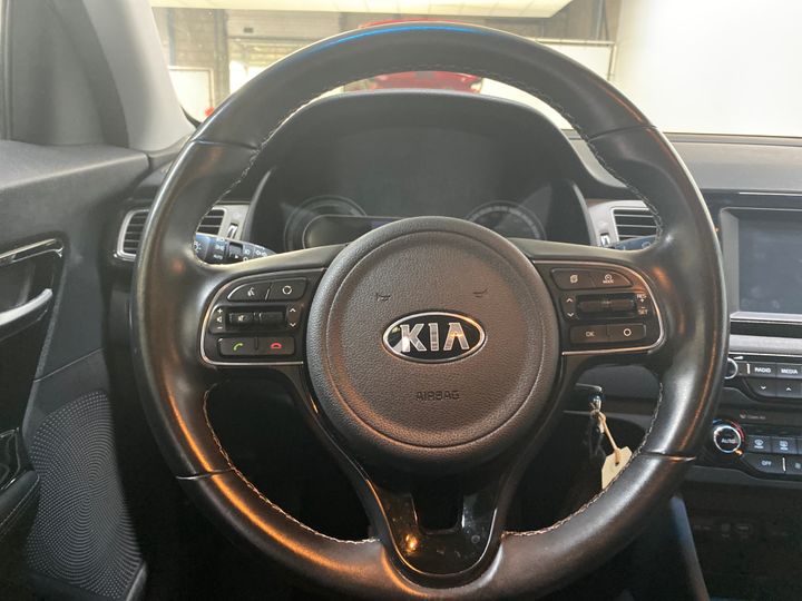 Photo 4 VIN: KNACC81CGH5054411 - KIA NIRO 