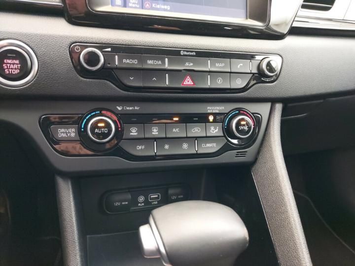 Photo 11 VIN: KNACC81CGH5057303 - KIA NIRO 