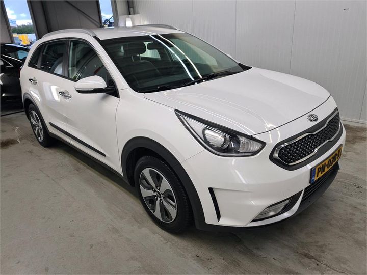 Photo 2 VIN: KNACC81CGH5065966 - KIA NIRO 