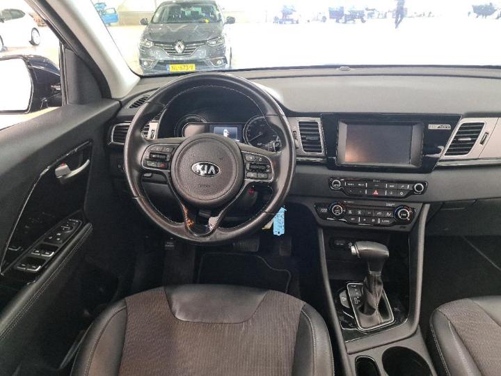 Photo 10 VIN: KNACC81CGH5083421 - KIA NIRO 