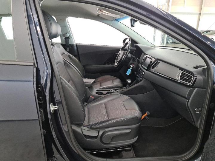 Photo 5 VIN: KNACC81CGH5083421 - KIA NIRO 