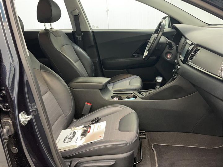 Photo 5 VIN: KNACC81CGH5092322 - KIA NIRO 