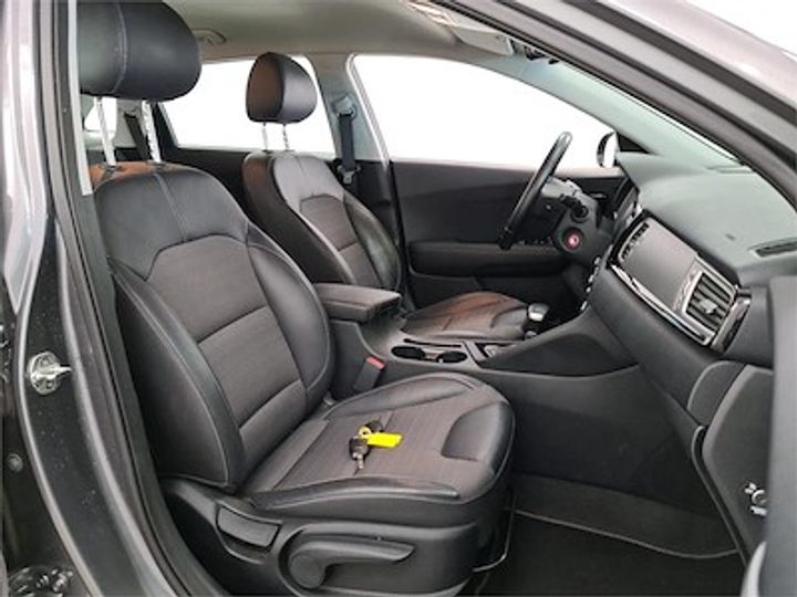 Photo 7 VIN: KNACC81CGJ5099813 - KIA NIRO 