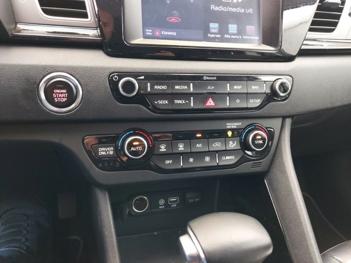 Photo 14 VIN: KNACC81CGJ5105842 - KIA NIRO 