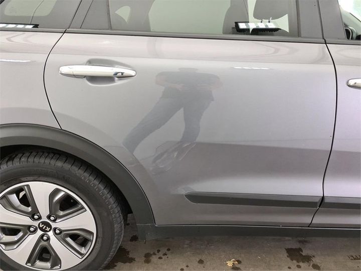 Photo 17 VIN: KNACC81CGJ5109164 - KIA NIRO 