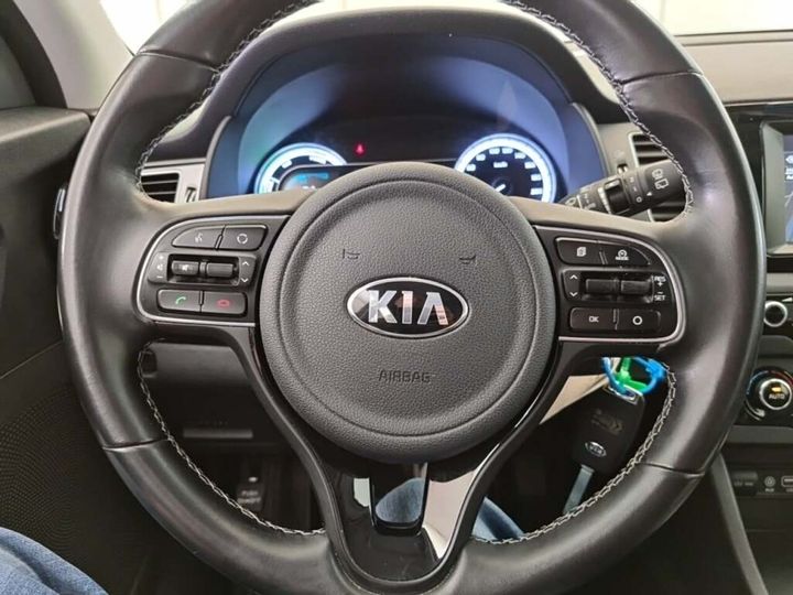 Photo 17 VIN: KNACC81CGJ5122585 - KIA NIRO 