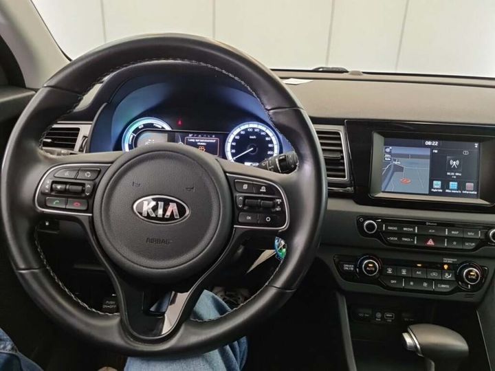 Photo 18 VIN: KNACC81CGJ5122585 - KIA NIRO 