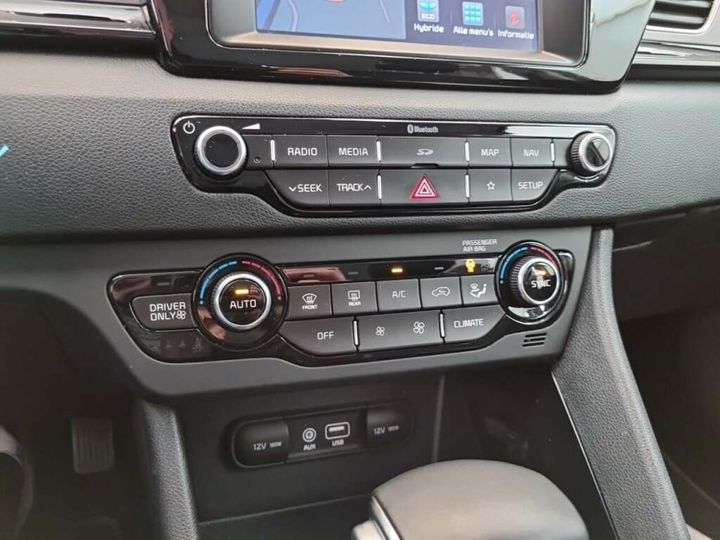 Photo 20 VIN: KNACC81CGJ5122585 - KIA NIRO 