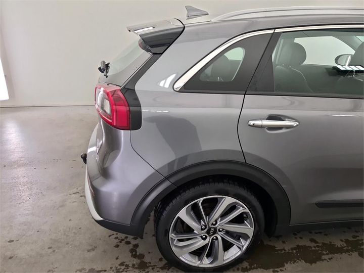 Photo 12 VIN: KNACC81CGJ5126285 - KIA NIRO 