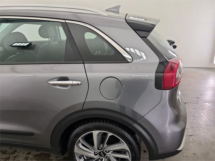 Photo 19 VIN: KNACC81CGJ5126285 - KIA NIRO 