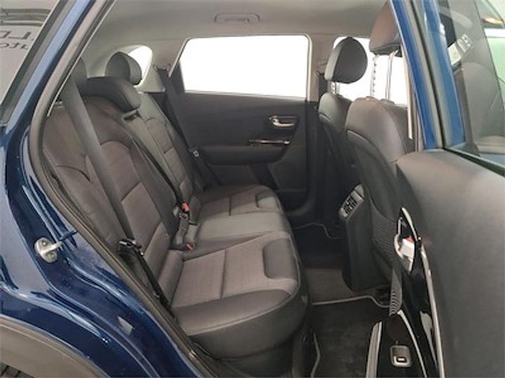 Photo 9 VIN: KNACC81CGJ5126363 - KIA NIRO 