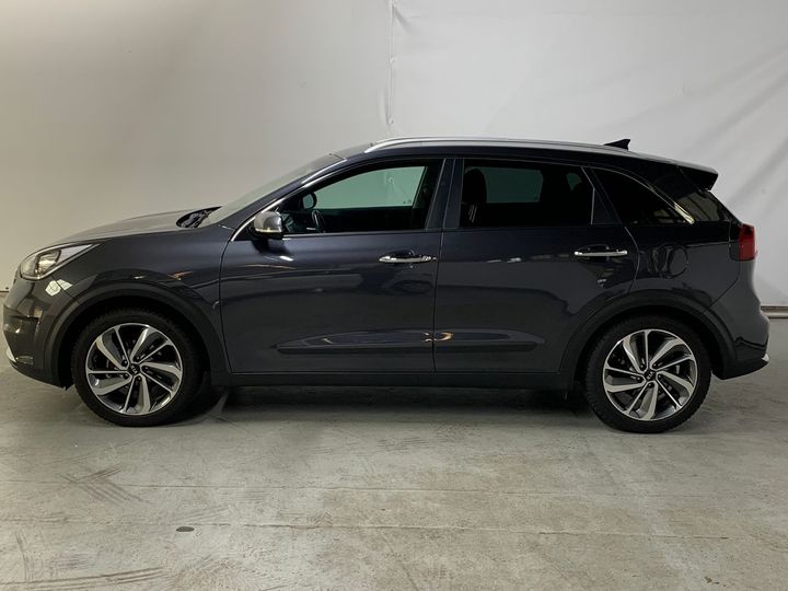 Photo 9 VIN: KNACC81CGJ5137912 - KIA NIRO 