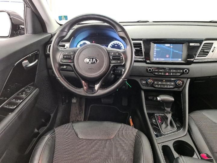 Photo 11 VIN: KNACC81CGJ5143587 - KIA NIRO 