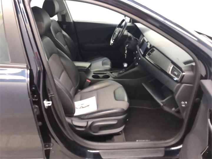 Photo 4 VIN: KNACC81CGJ5144060 - KIA NIRO 