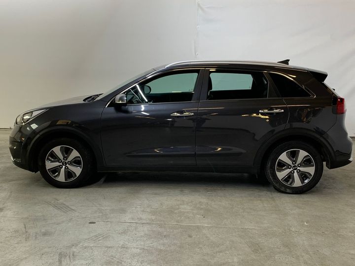 Photo 9 VIN: KNACC81CGJ5163574 - KIA NIRO 