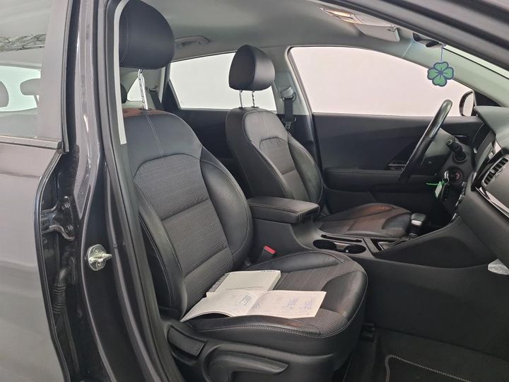 Photo 2 VIN: KNACC81CGJ5163583 - KIA NIRO 