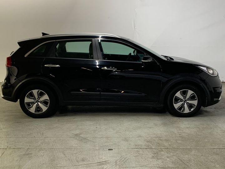 Photo 15 VIN: KNACC81CGJ5163723 - KIA NIRO 