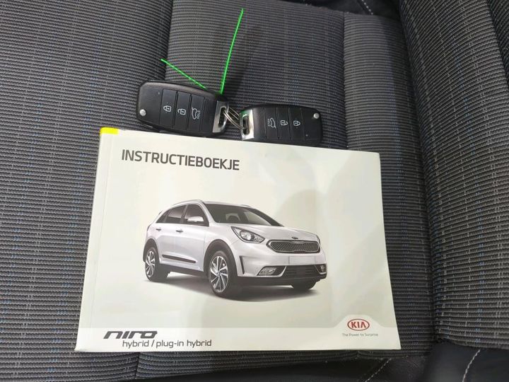 Photo 3 VIN: KNACC81CGJ5167122 - KIA NIRO 