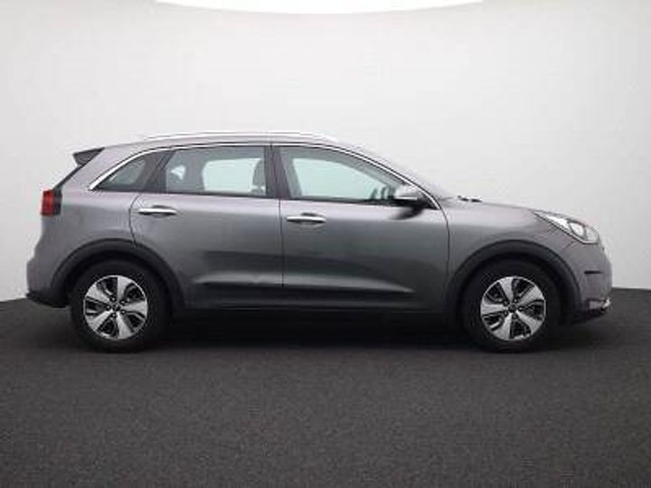 Photo 6 VIN: KNACC81CGJ5169038 - KIA NIRO 