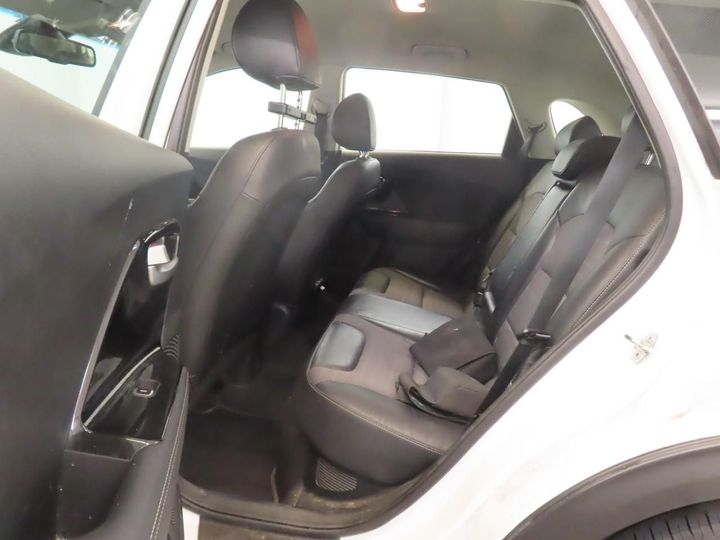 Photo 6 VIN: KNACC81CGJ5169412 - KIA NIRO 