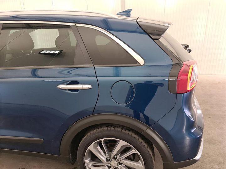 Photo 11 VIN: KNACC81CGJ5169652 - KIA NIRO 