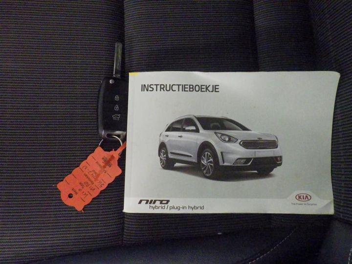 Photo 9 VIN: KNACC81CGJ5169657 - KIA NIRO 