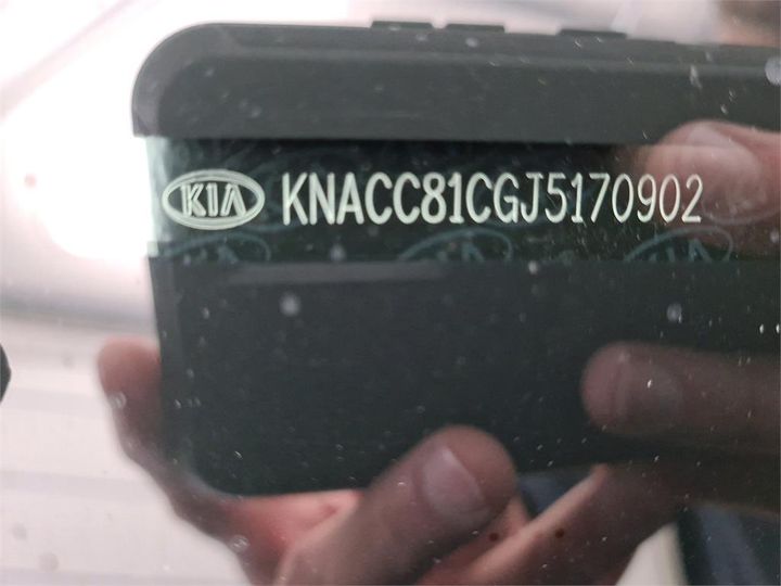 Photo 6 VIN: KNACC81CGJ5170902 - KIA NIRO 