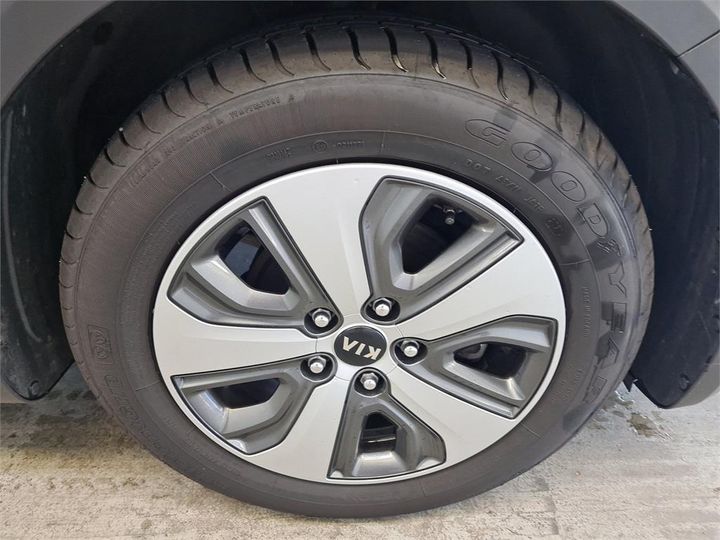 Photo 13 VIN: KNACC81CGJ5173915 - KIA NIRO 