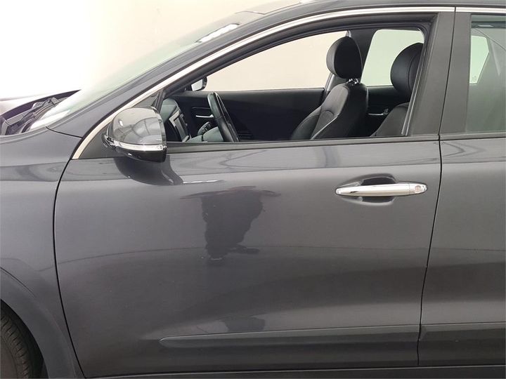 Photo 28 VIN: KNACC81CGJ5180878 - KIA NIRO 