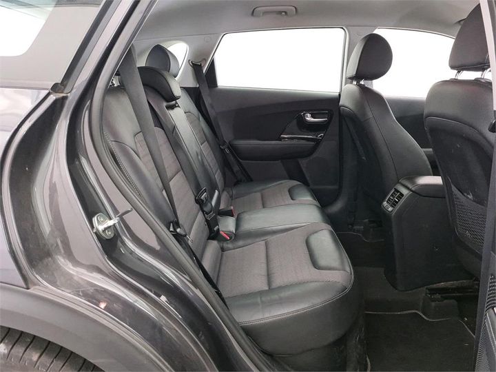 Photo 29 VIN: KNACC81CGJ5180878 - KIA NIRO 