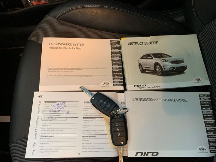 Photo 10 VIN: KNACC81CGJ5182081 - KIA NIRO 