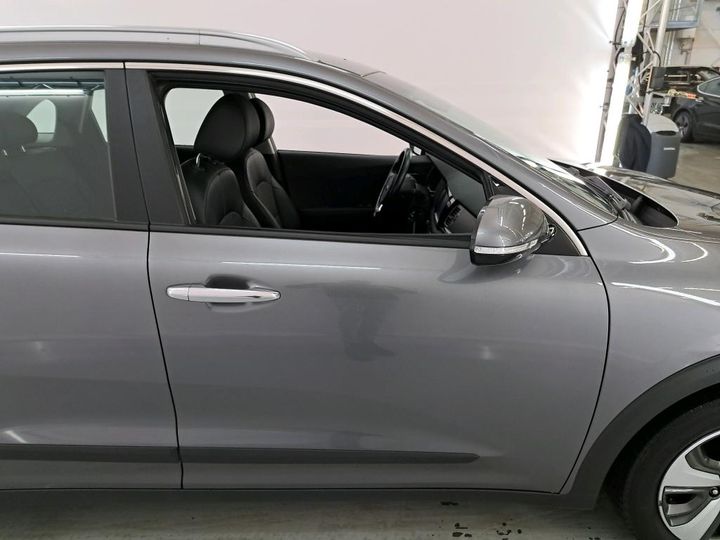 Photo 18 VIN: KNACC81CGJ5184268 - KIA NIRO 