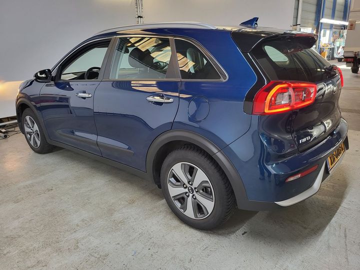 Photo 2 VIN: KNACC81CGJ5185390 - KIA NIRO 