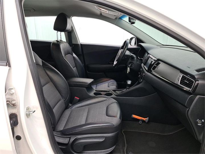 Photo 5 VIN: KNACC81CGK5233231 - KIA NIRO 