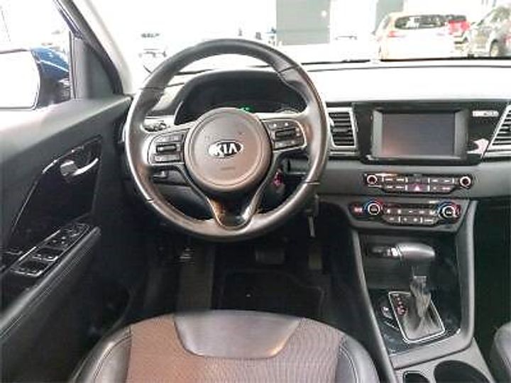 Photo 8 VIN: KNACC81CGK5238487 - KIA NIRO 