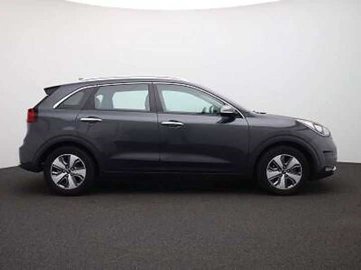 Photo 6 VIN: KNACC81CGK5240015 - KIA NIRO 