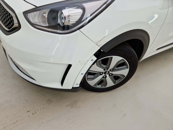 Photo 16 VIN: KNACC81CGK5262670 - KIA NIRO 